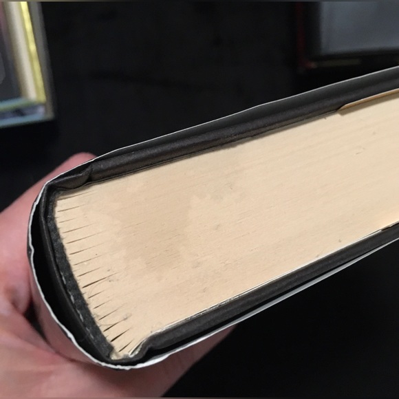 Cainsville Series Books 1 2 3 4 And 5 - By Kelley Armstrong - Hardcover - Picture 14 of 16